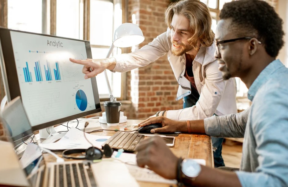 attending a hands-on Data Analyst Course in Chandigarh at TheCoreSystems training center.